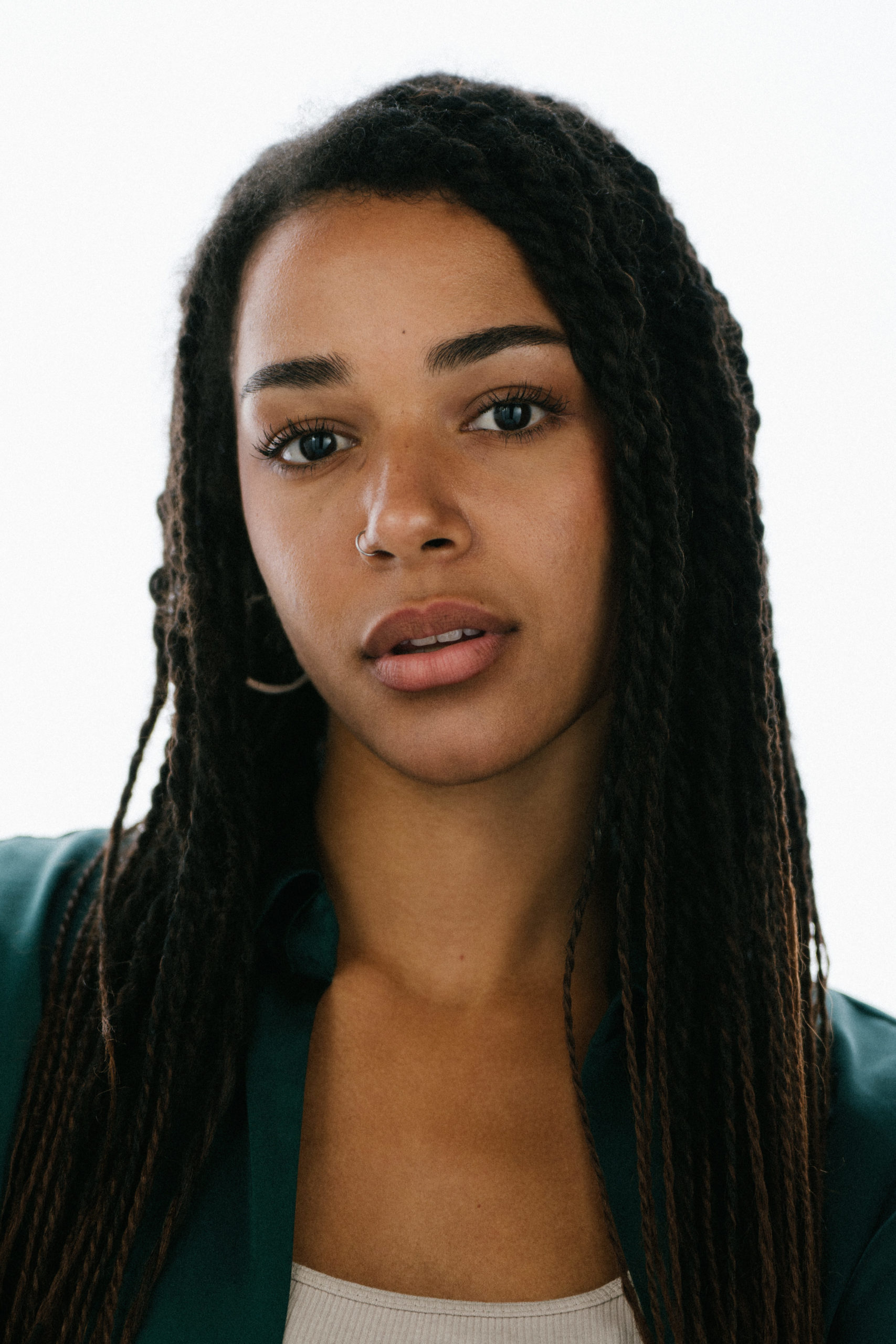 Headshot von Schauspielerin Luna Baptiste Schaller